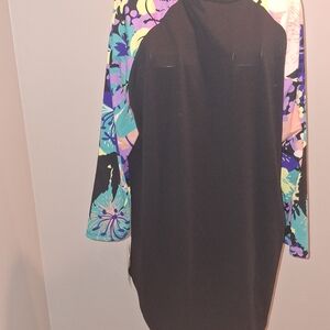 NWT LuLaRoe 2X Randy Black/floral Top